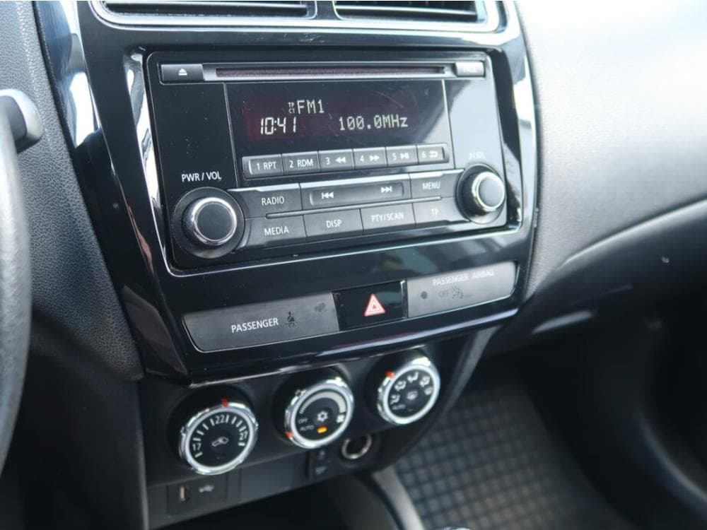 2018 Mitsubishi Asx - 12