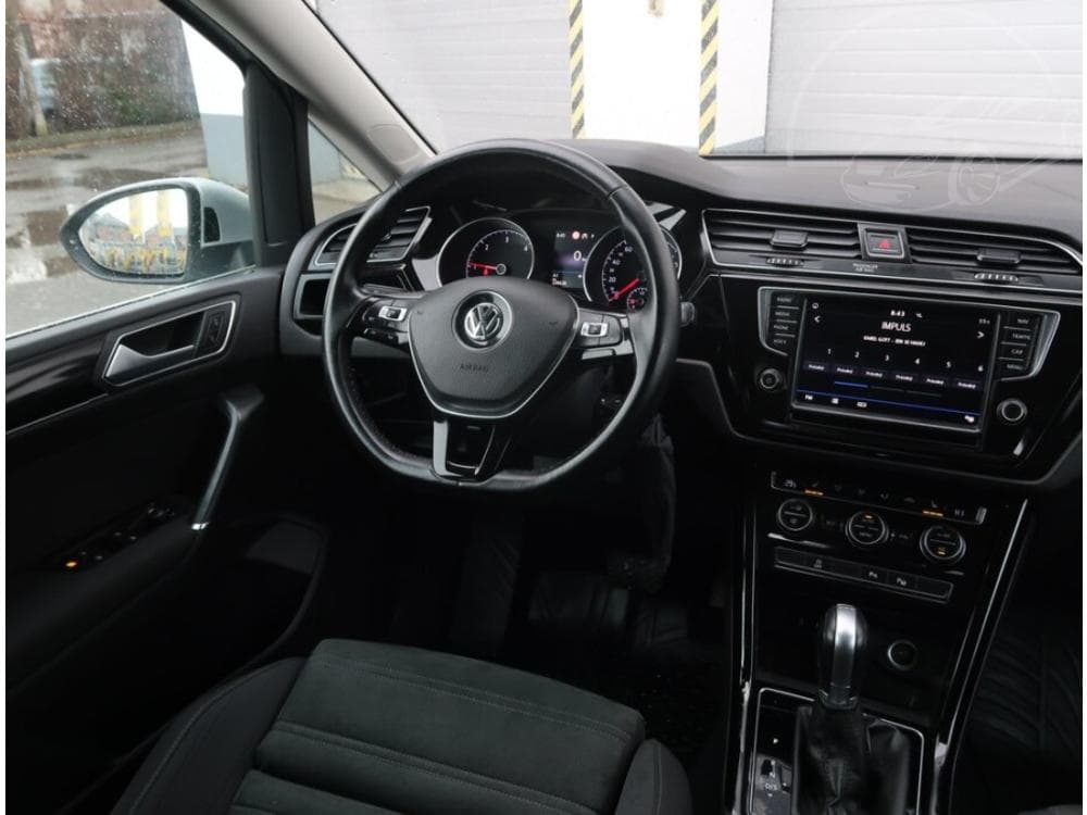 2016 Volkswagen Touran - 7