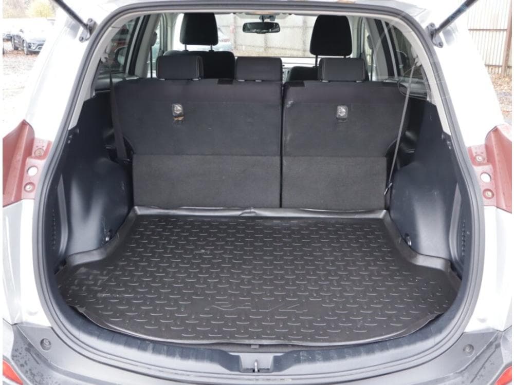 2015 Toyota Rav4 - 13