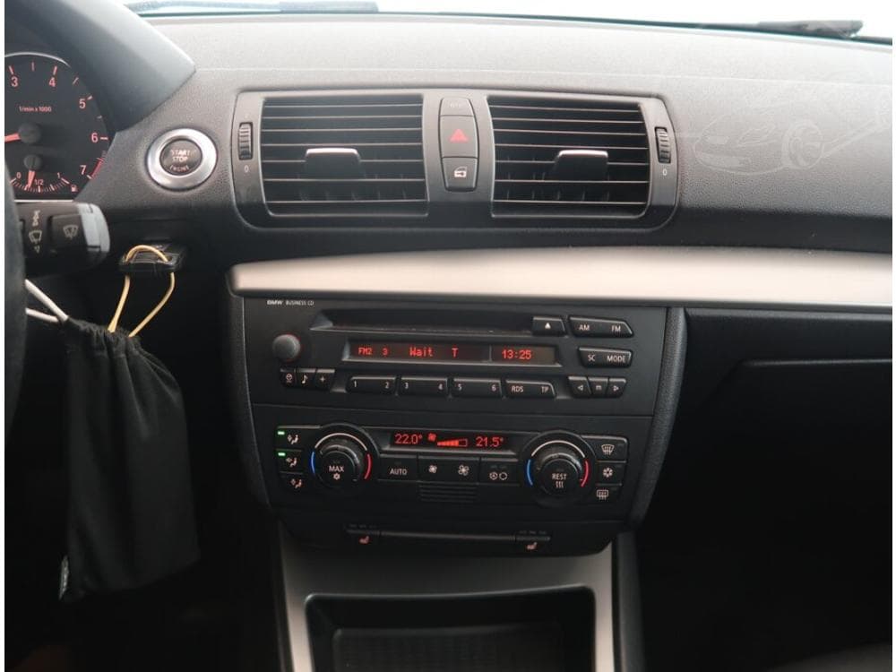 2005 BMW 1-Series - 34