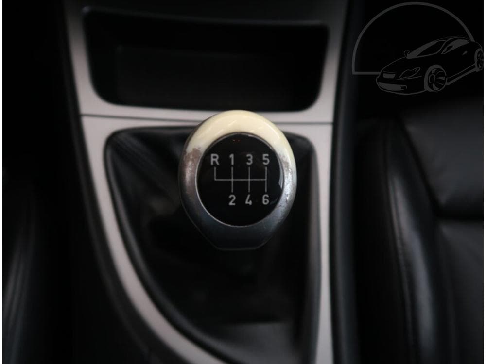 2005 BMW 1-Series - 37