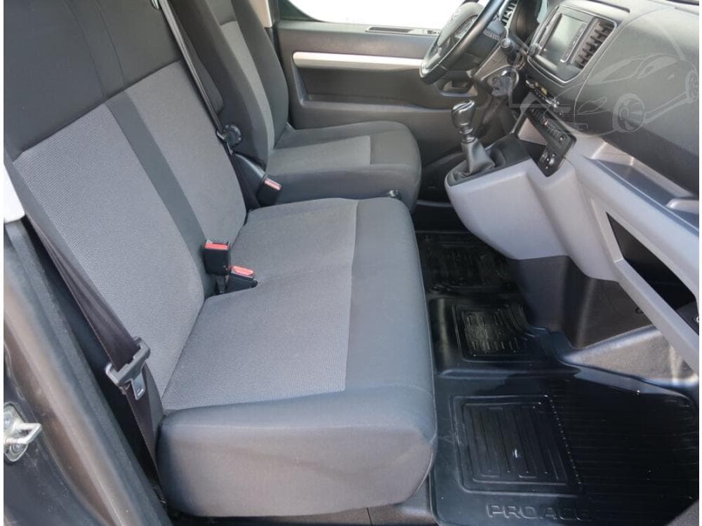 2020 Toyota Proace - 9