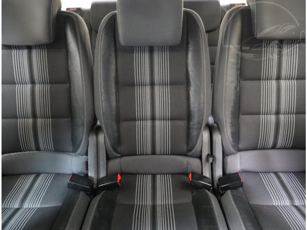 2012 Volkswagen Touran - 10