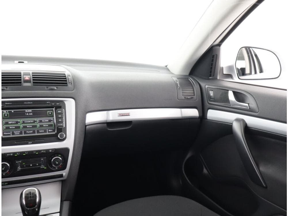 2012 Škoda OCTAVIA - 8