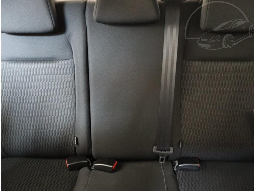 2018 Peugeot 208 - 10