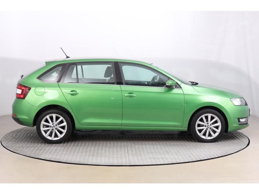 2017 Škoda RAPID - 11