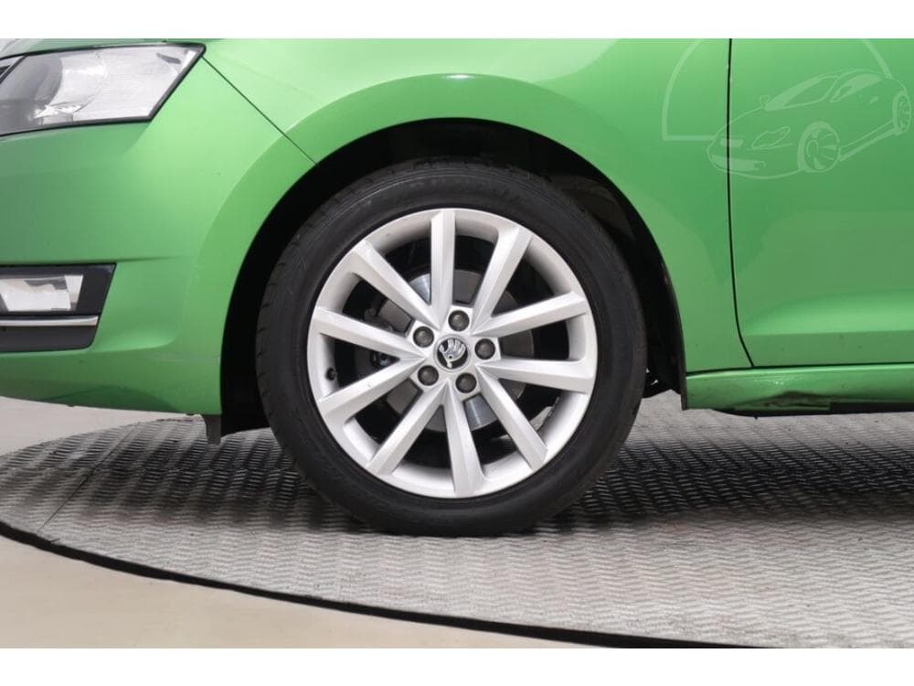 2017 Škoda RAPID - 27