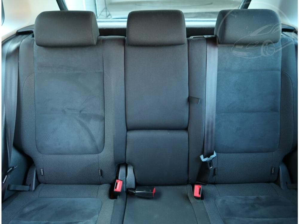 2011 Volkswagen Tiguan - 10