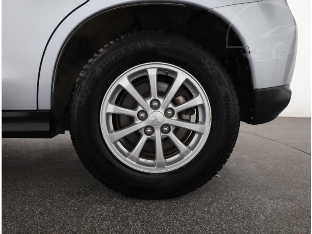 2017 Mitsubishi Asx - 11