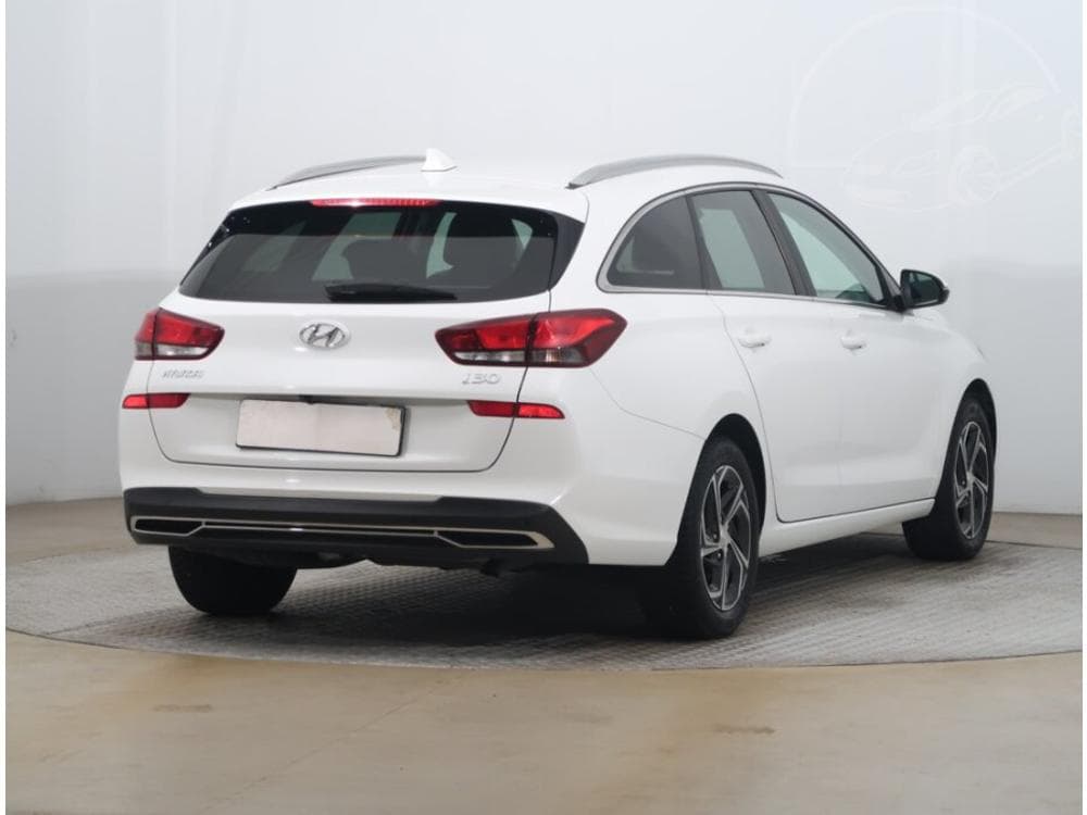 2022 Hyundai i30 - 13
