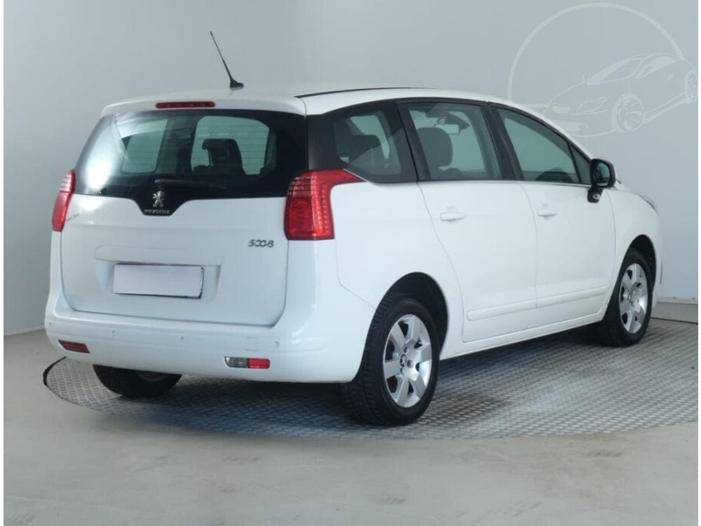 2014 Peugeot 5008 - 5