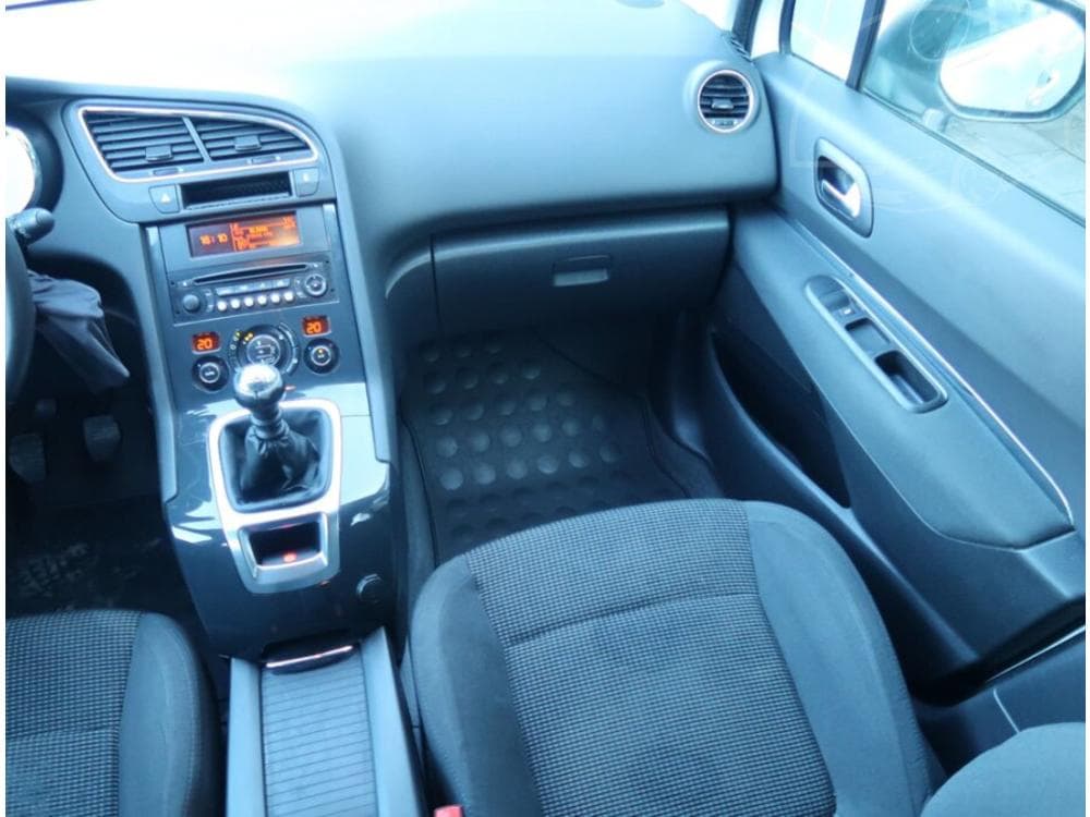 2014 Peugeot 5008 - 8
