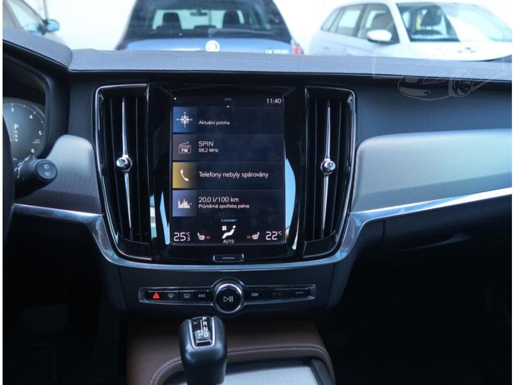 2018 Volvo V90 - 23