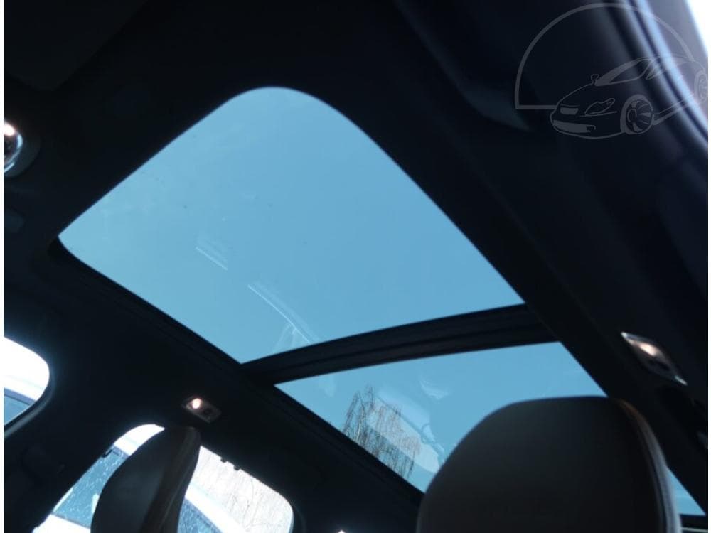 2018 Volvo V90 - 29