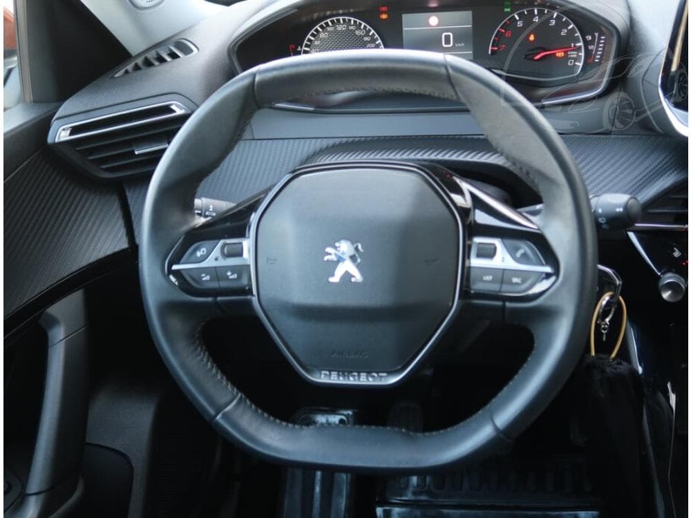 2021 Peugeot 2008 - 15
