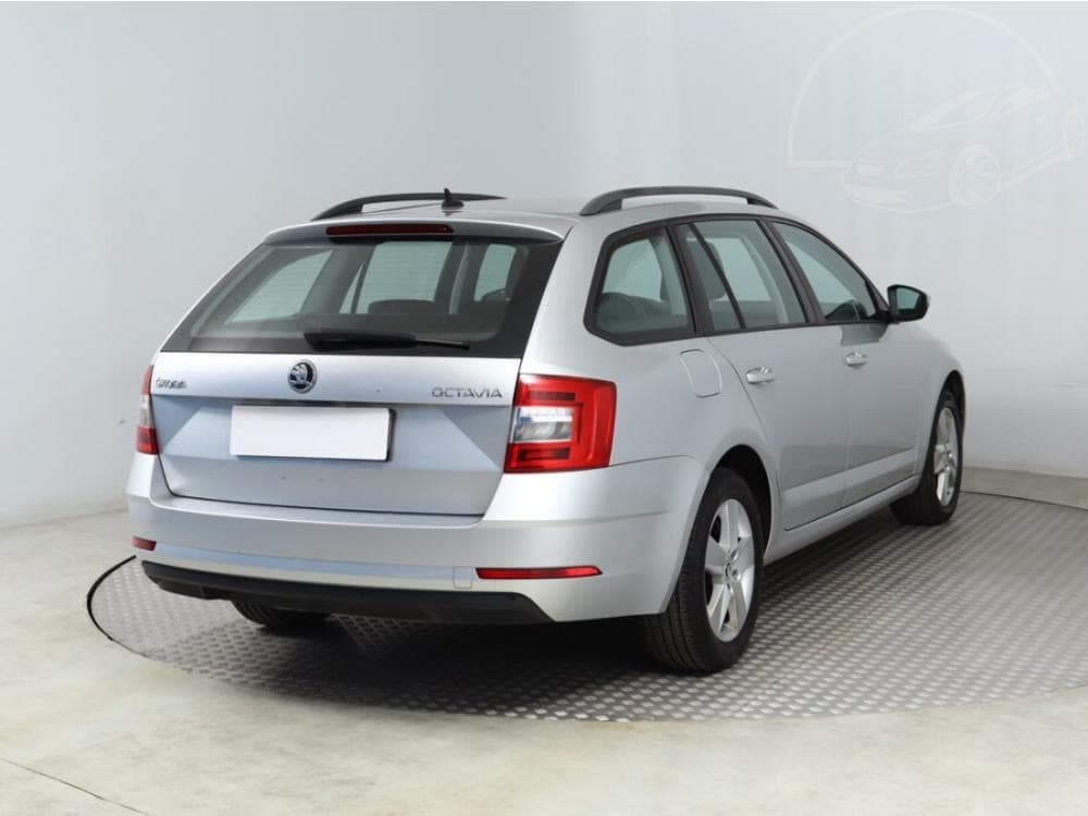 2018 Škoda OCTAVIA - 9