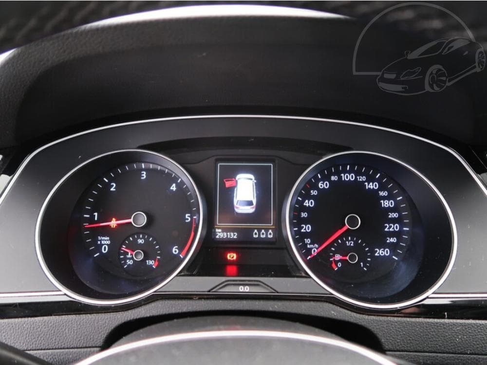 2015 Volkswagen PASSAT - 11