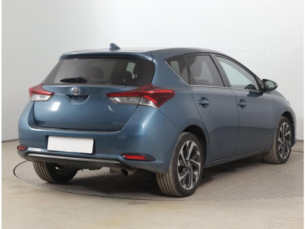2016 Toyota Auris - 5