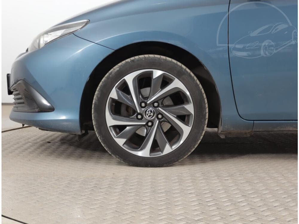 2016 Toyota Auris - 15