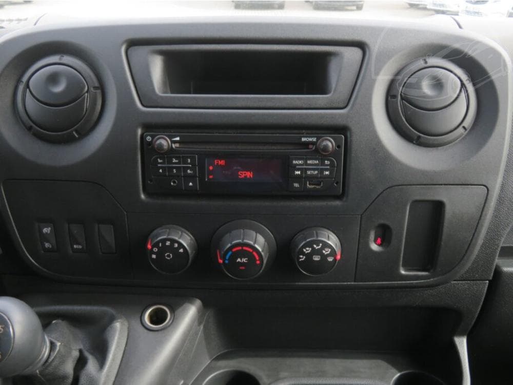 2017 Opel Movano - 11