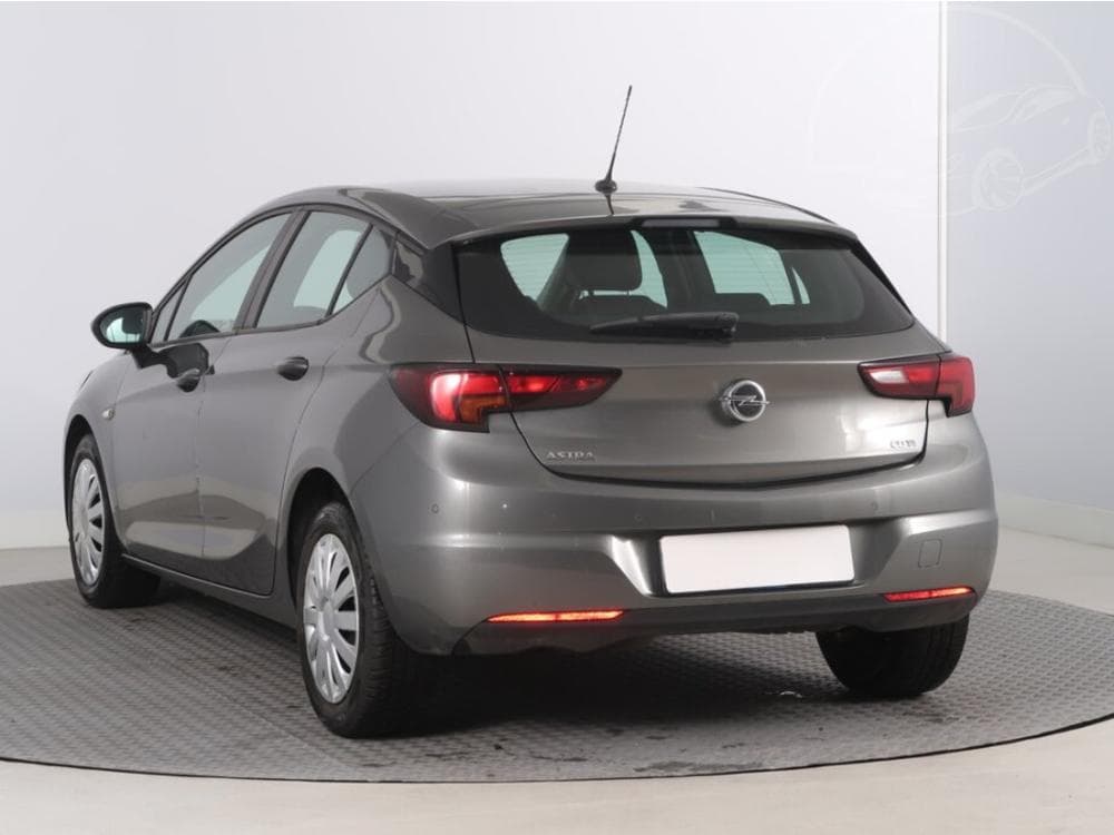 2018 Opel Astra - 7