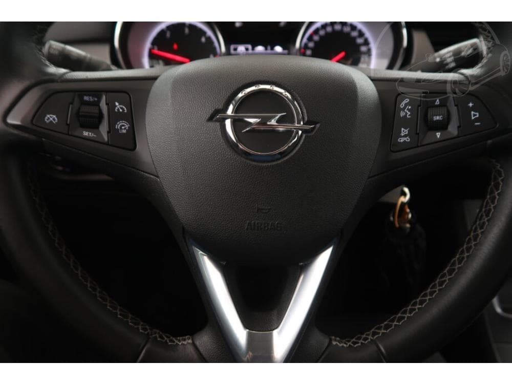 2018 Opel Astra - 27