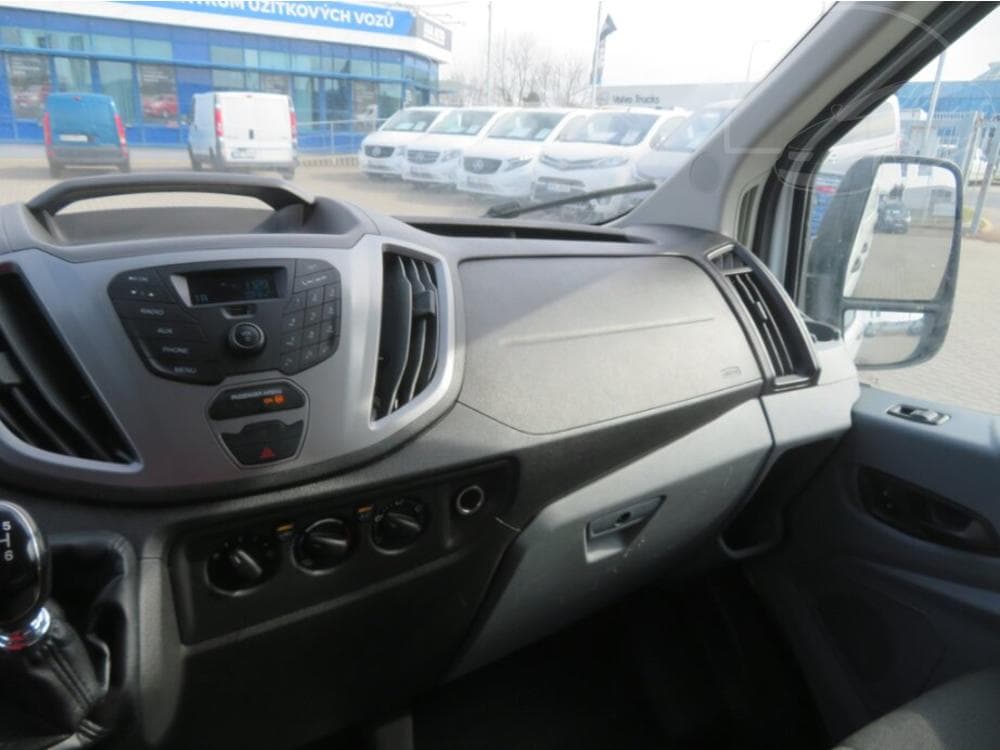 2017 Ford Transit - 8