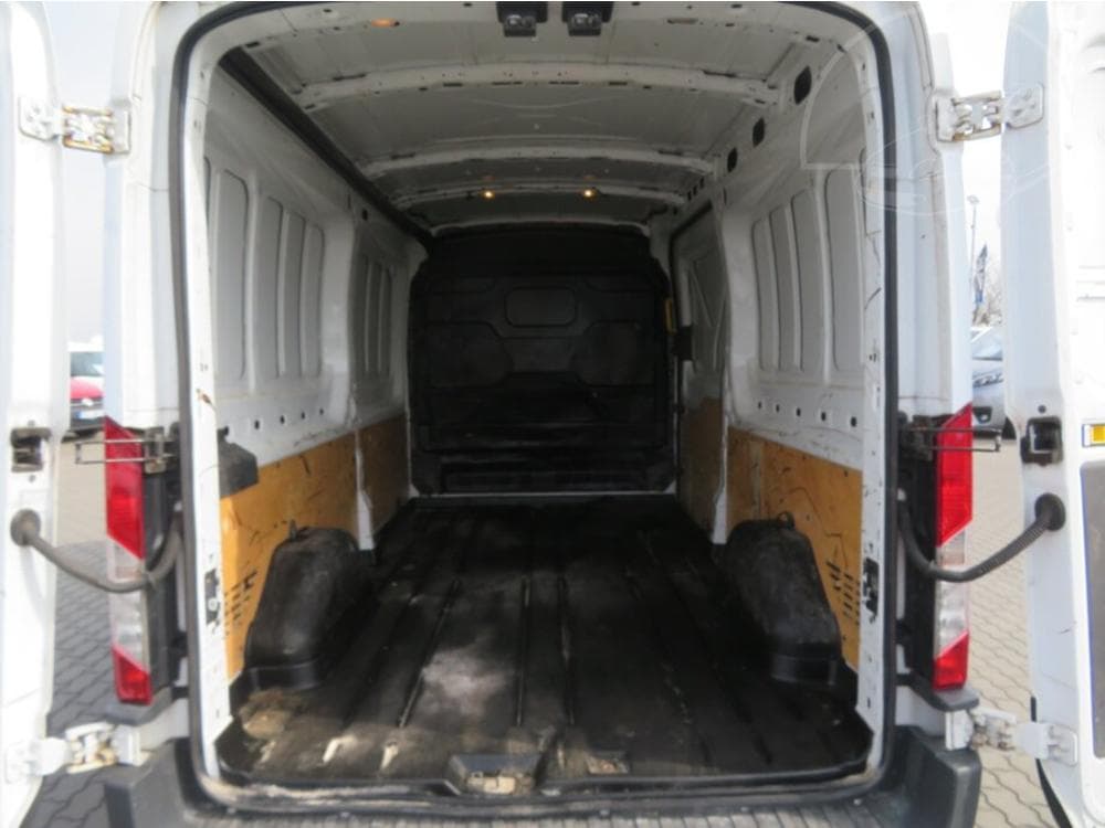 2017 Ford Transit - 12