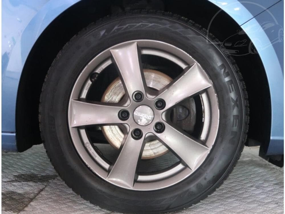 2017 Renault Megane - 25