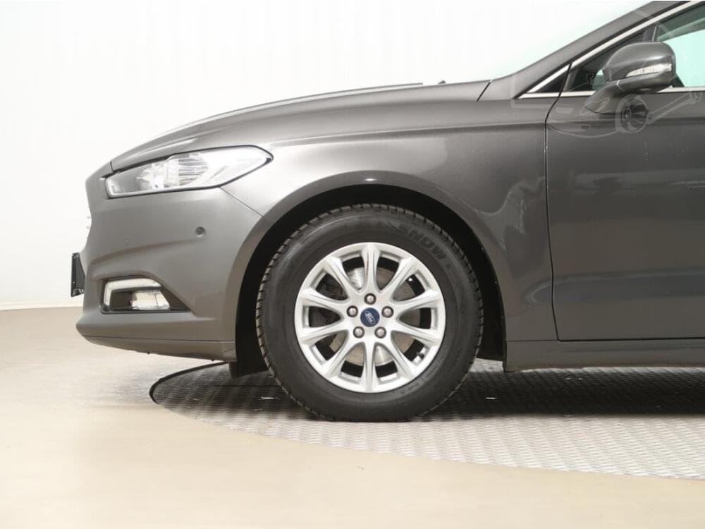 2017 Ford Mondeo - 27