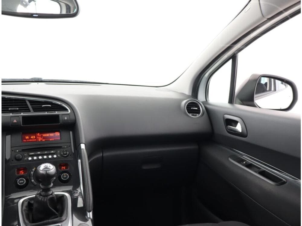 2012 Peugeot 3008 - 8