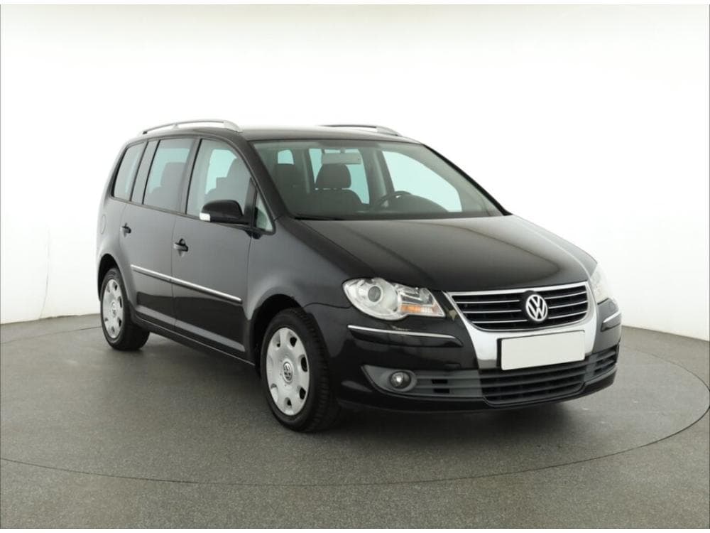 Volkswagen Touran 1.4 TSI, po STK, Tažné