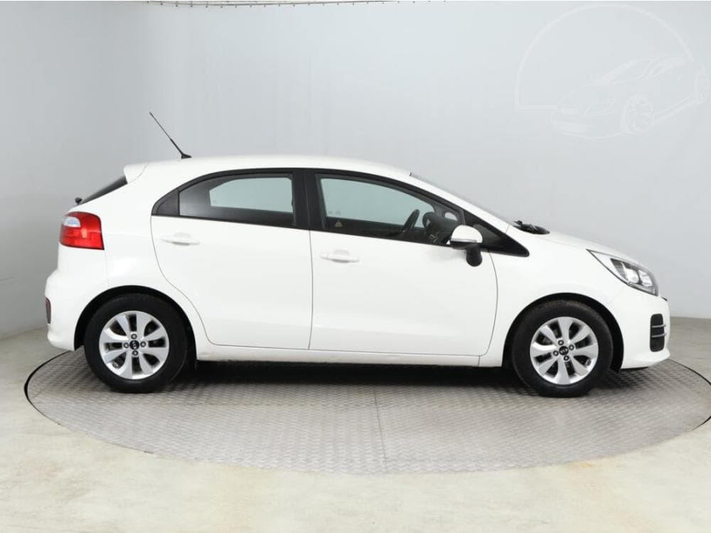 2015 Kia RIO - 6