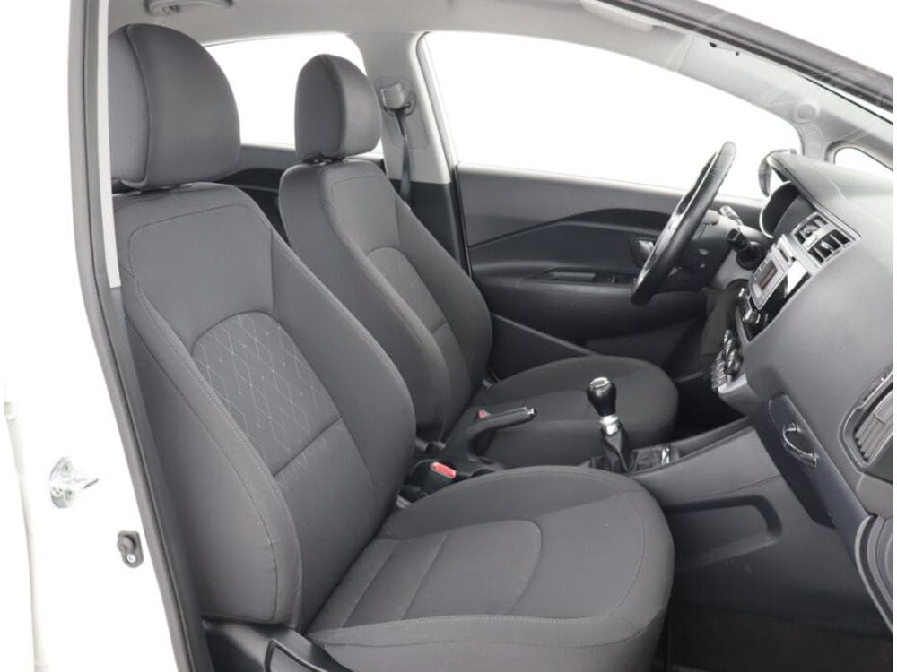 2015 Kia RIO - 7