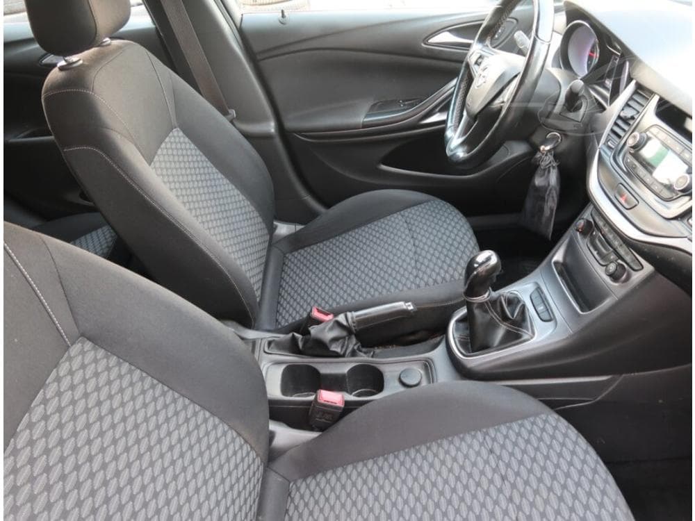 2016 Opel ASTRA - 9