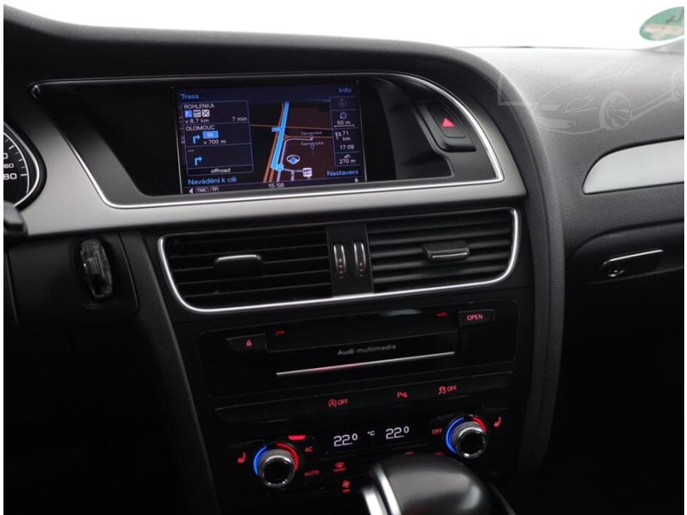 2012 Audi A4 - 10