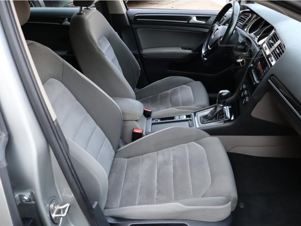 2017 Volkswagen GOLF - 7