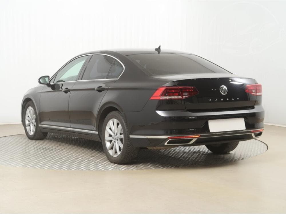 2020 Volkswagen PASSAT - 4