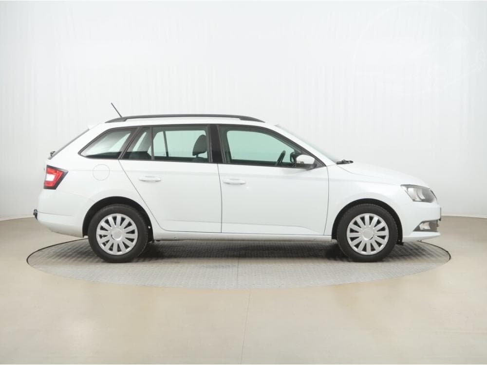 2015 Škoda FABIA - 6