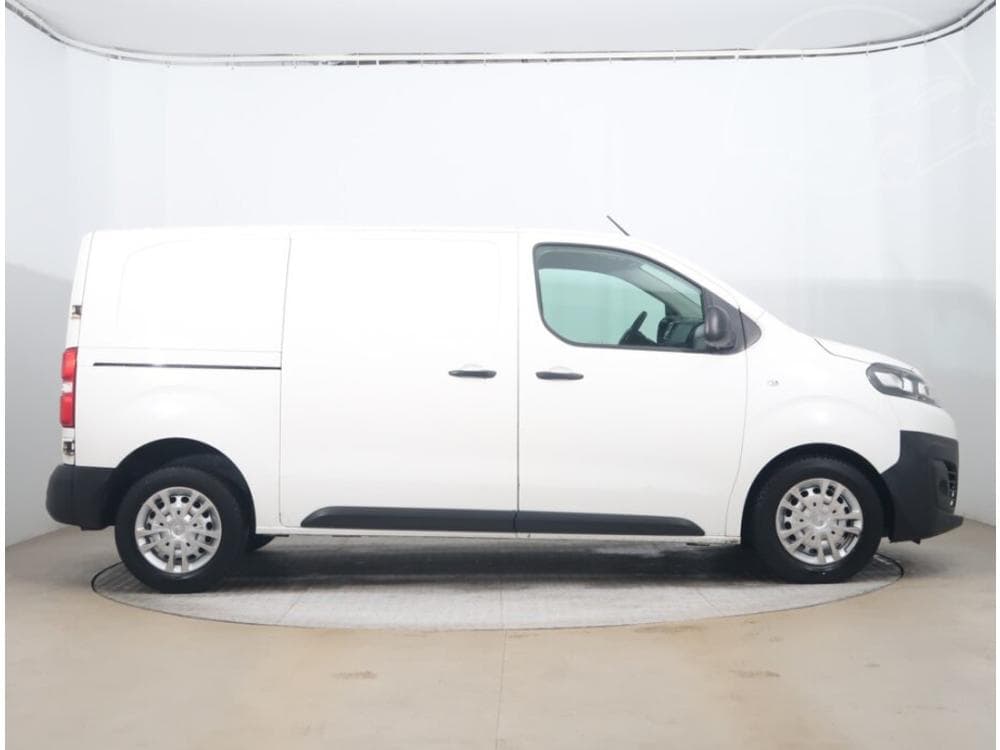 2018 Citroen Jumpy - 11