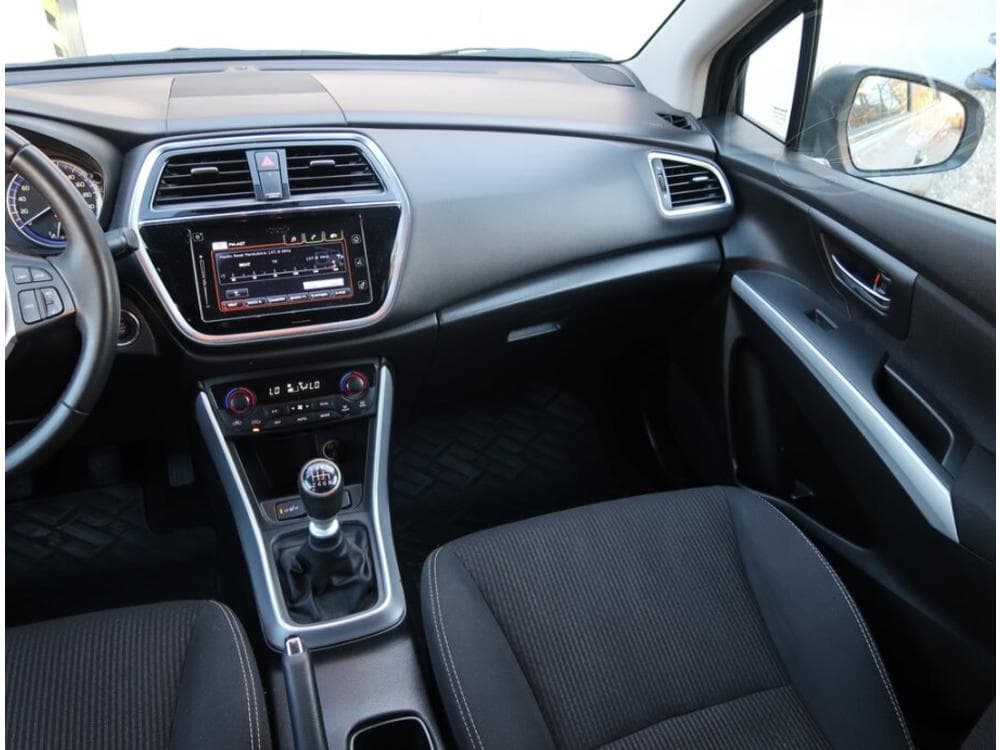 2019 Suzuki S-Cross - 8