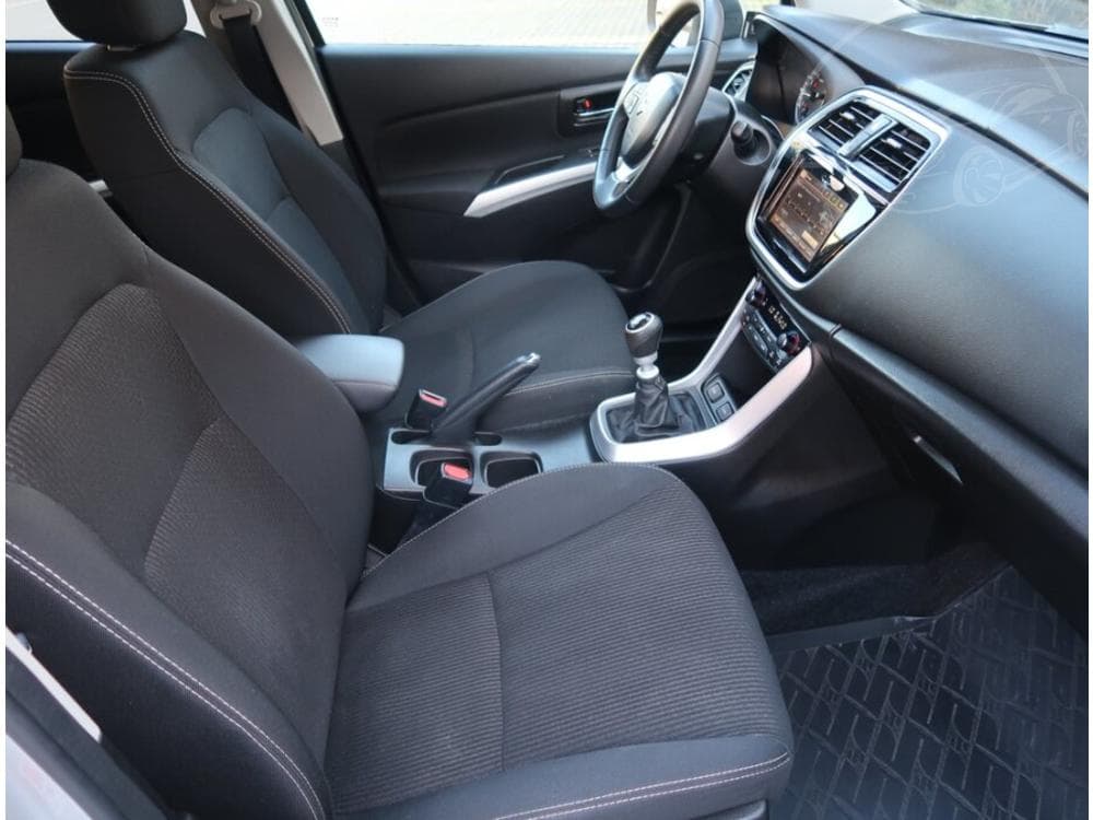 2019 Suzuki S-Cross - 9