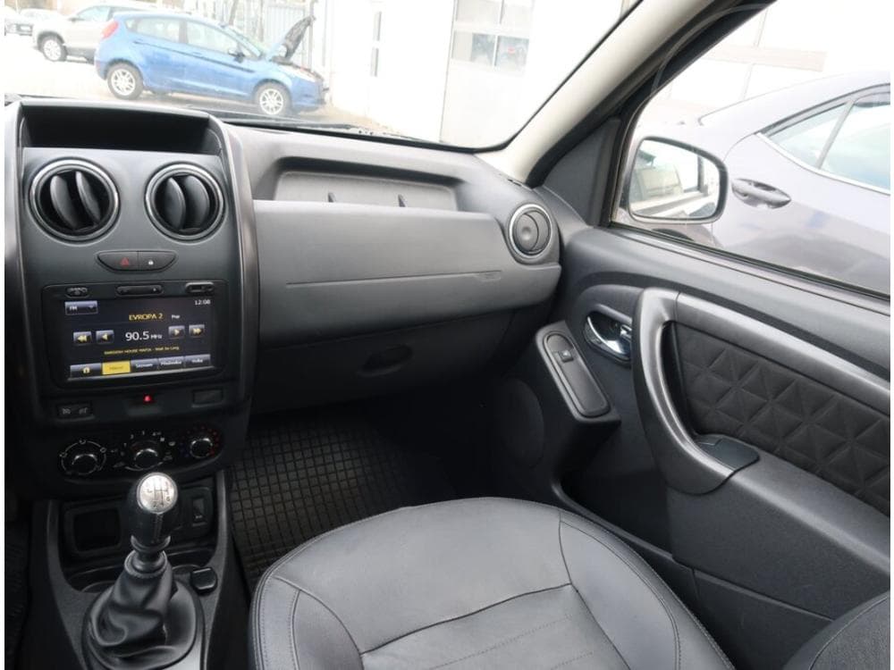 2015 Dacia Duster - 8