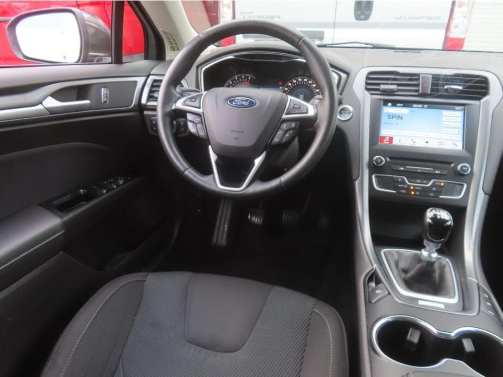 2017 Ford Mondeo - 13