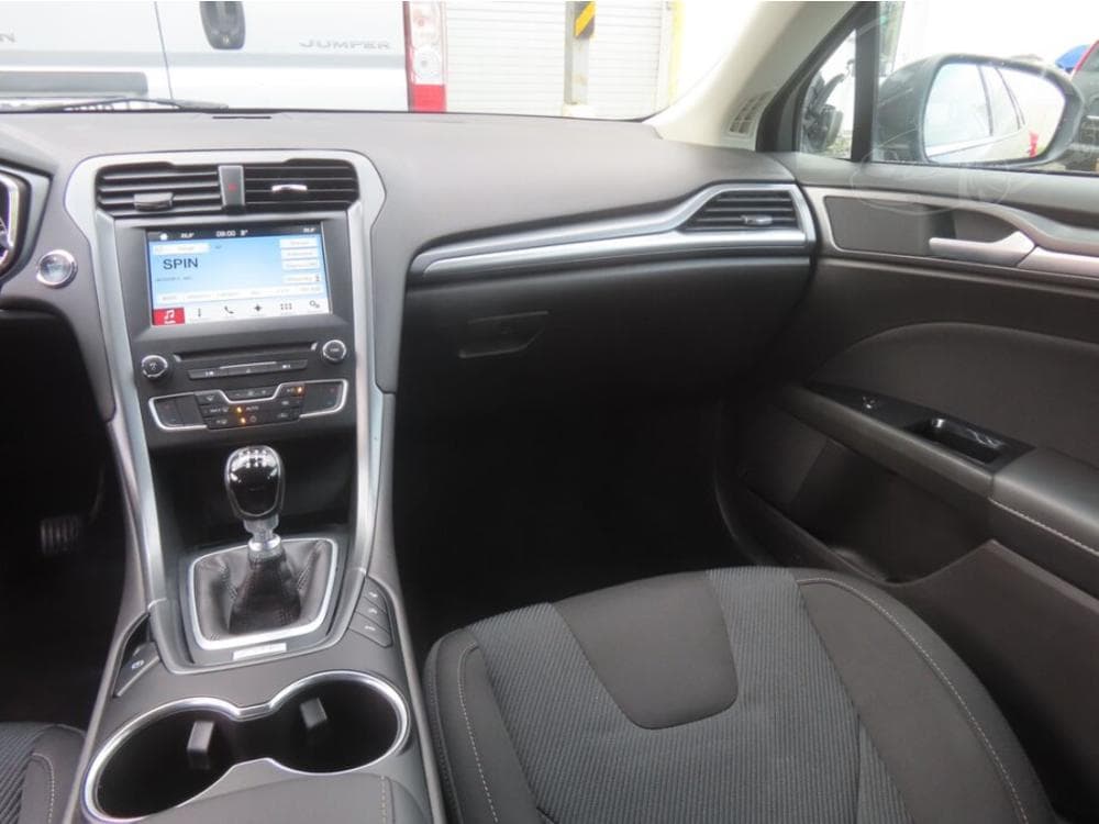 2017 Ford Mondeo - 15