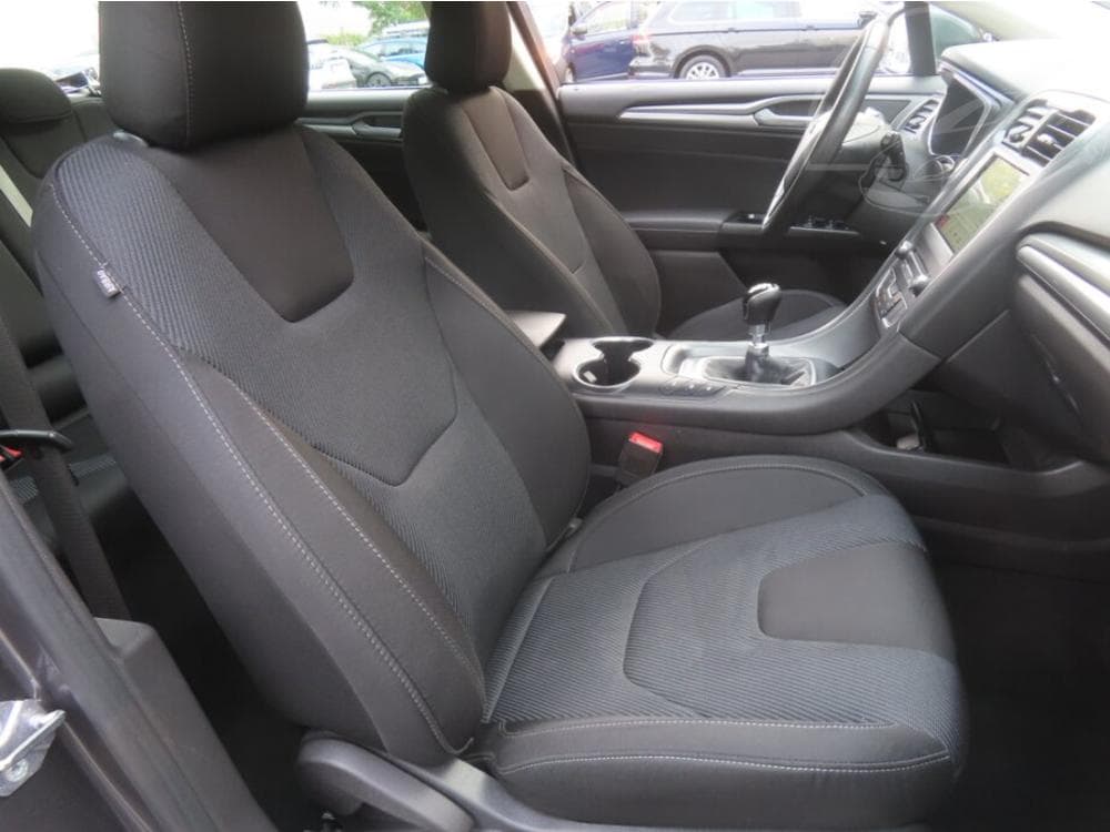 2017 Ford Mondeo - 17