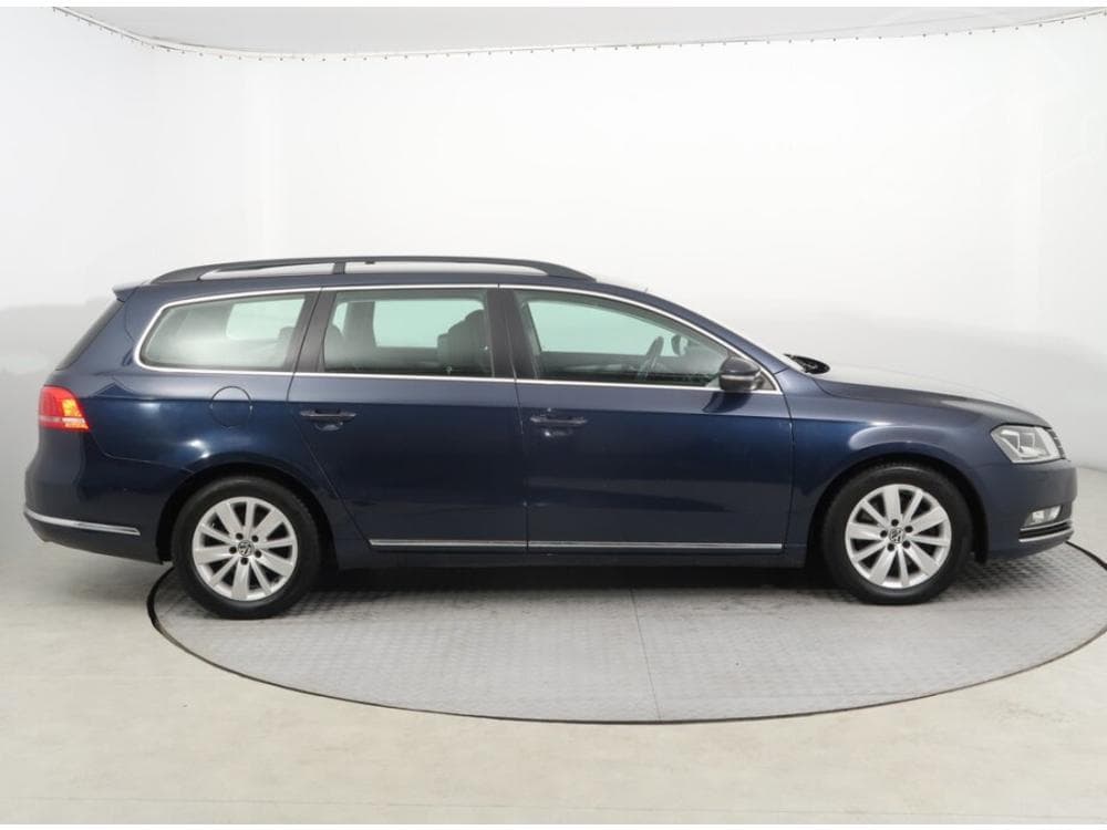 2013 Volkswagen PASSAT - 6