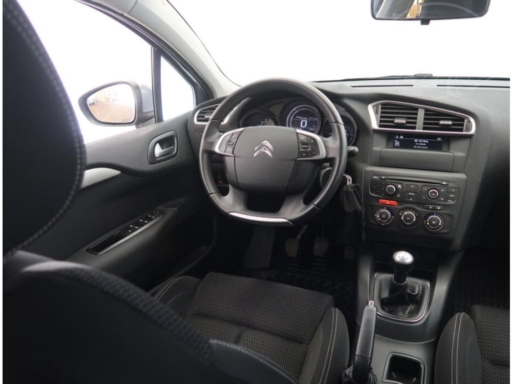 2018 Citroen C4 - 7