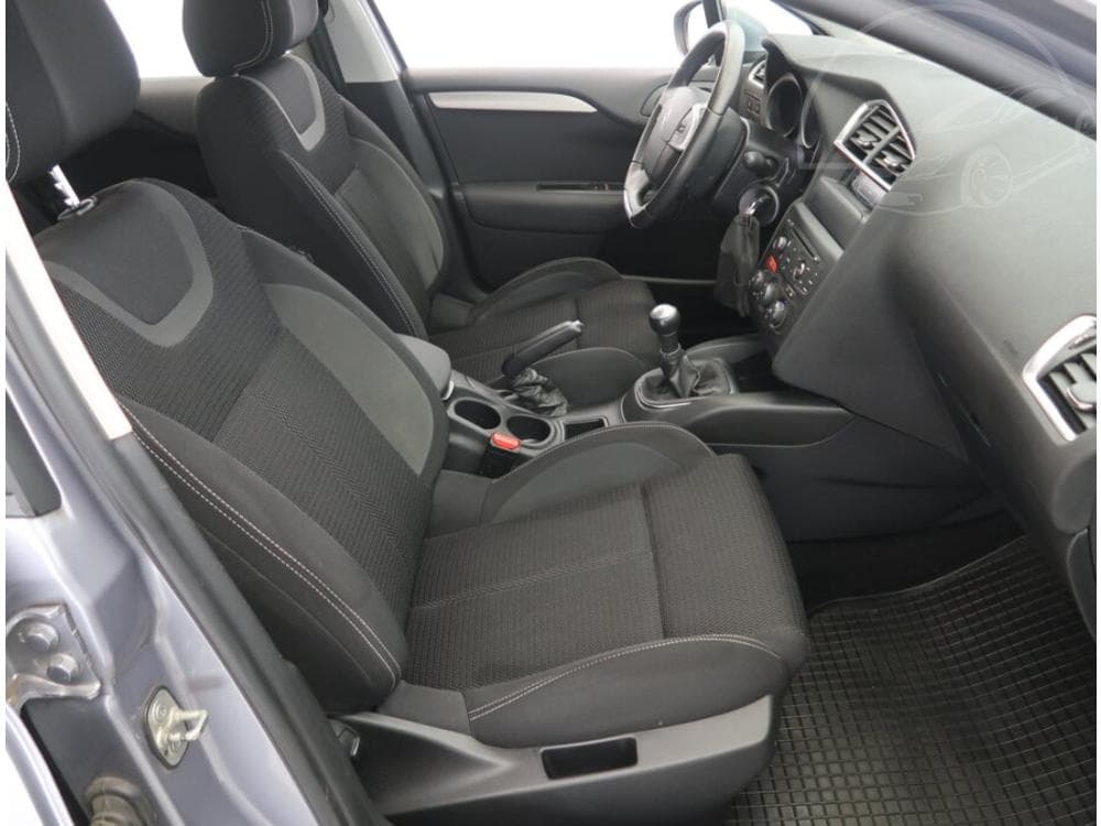 2018 Citroen C4 - 9