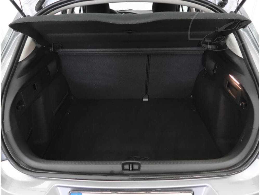 2018 Citroen C4 - 13